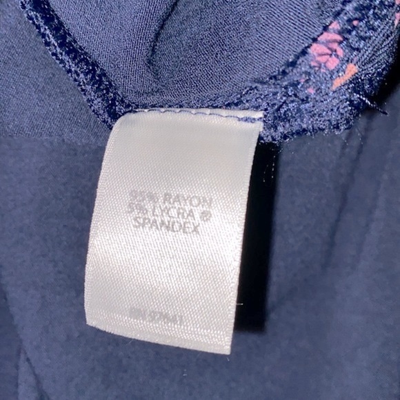 J Jill wearever Collection floral top size XLarge - Picture 5 of 6